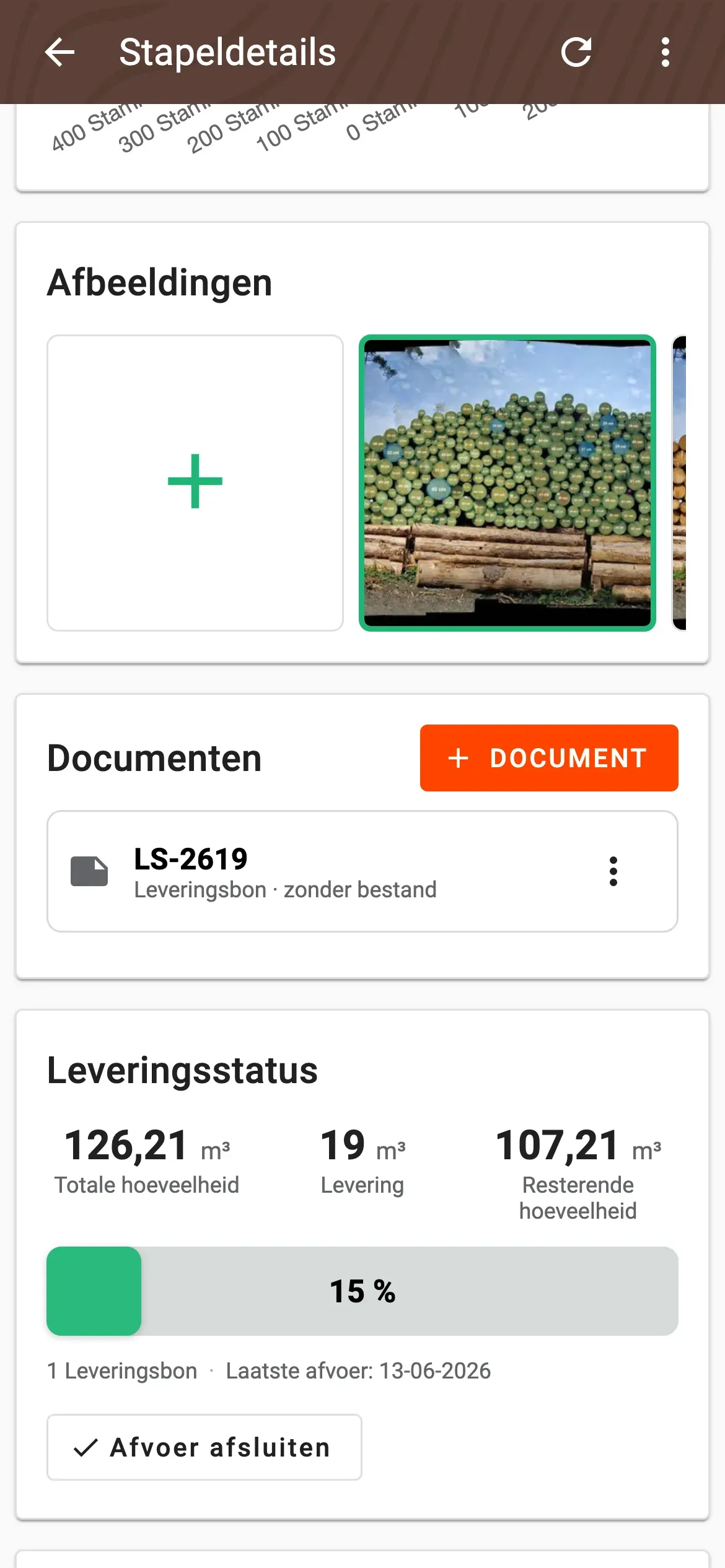Documentenlijst op de stapeldetailpagina met leveringsbon, factuur, fabrieksmaat en meer
